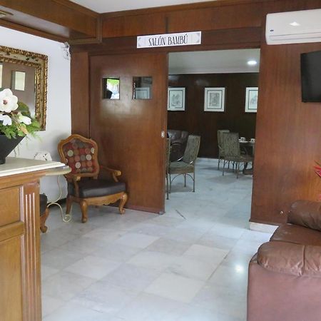 סלטיו Hotel Huizache מראה חיצוני תמונה