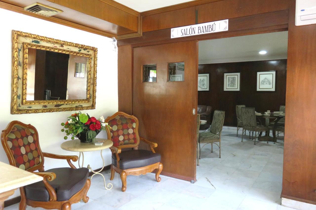 סלטיו Hotel Huizache מראה חיצוני תמונה