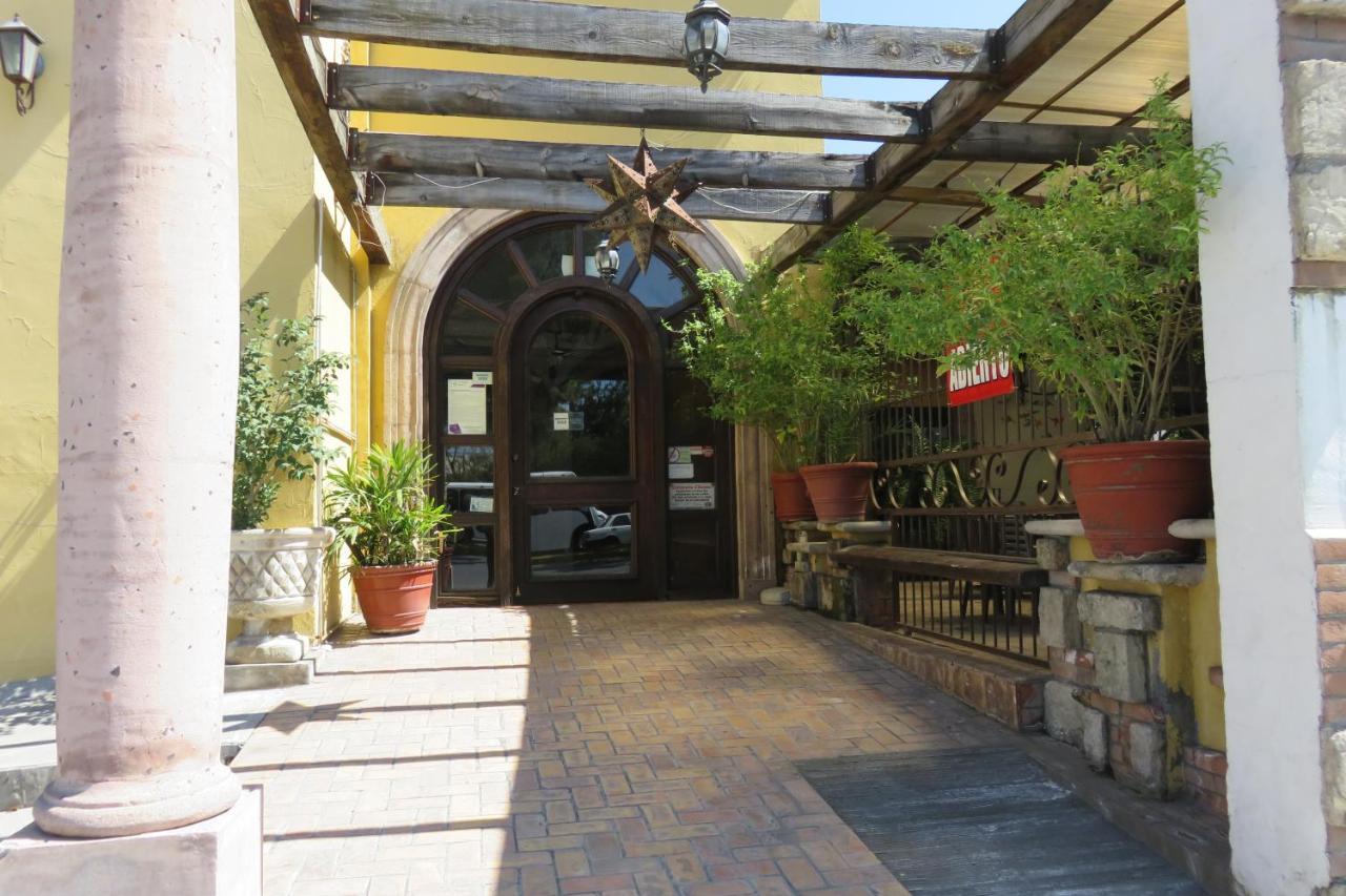 סלטיו Hotel Huizache מראה חיצוני תמונה